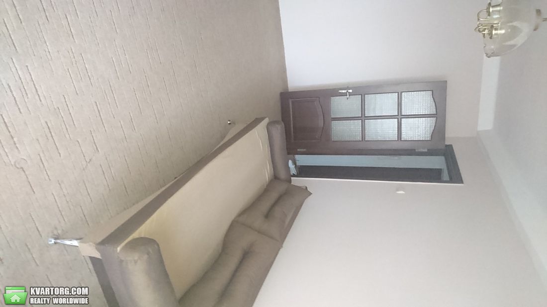 Sell 1-room apartment. Киев,  Волгоградская — photo 2