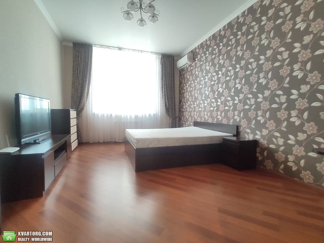Rent out 1-room apartment. Киев, хоткевича — photo 2