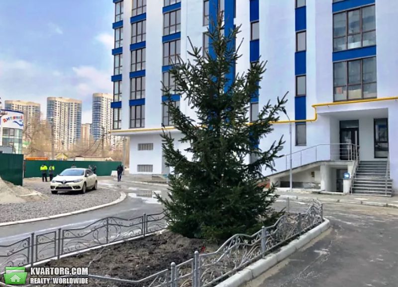Sell 2-room apartment. Киев,  Малоземельная — photo 1
