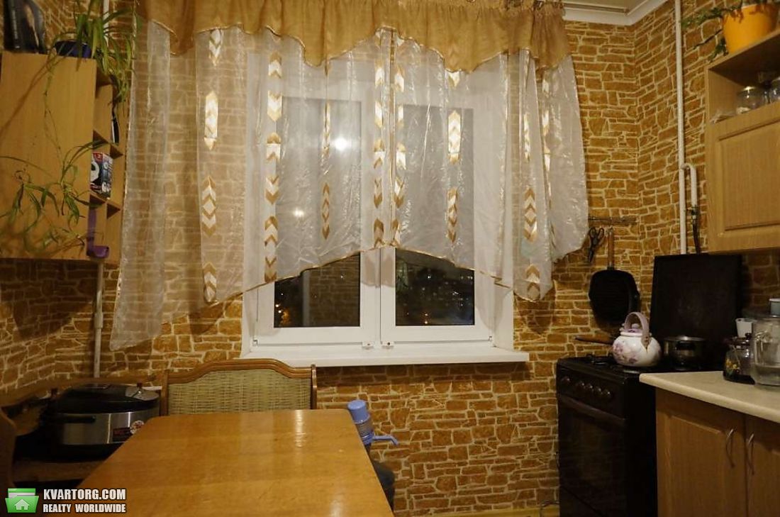 Sell 3-room apartment. Киев,  Гайдай — photo 4