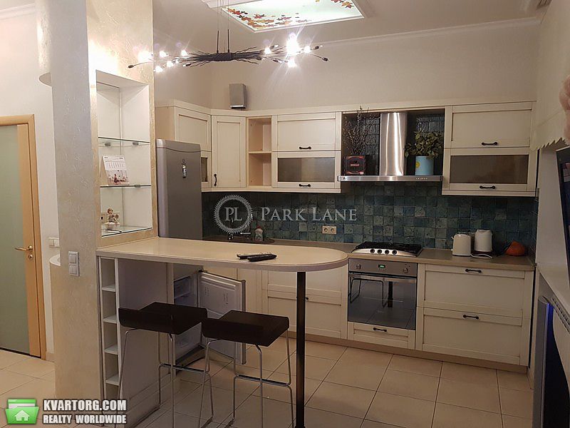 Rent out 2-room apartment. Киев, Лаврская — photo 3