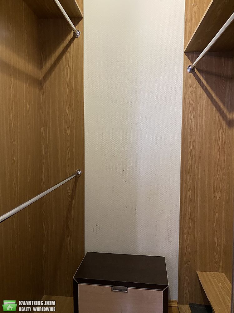 Rent out 4-room apartment. Киев,  Леси Украинки бул — photo 3