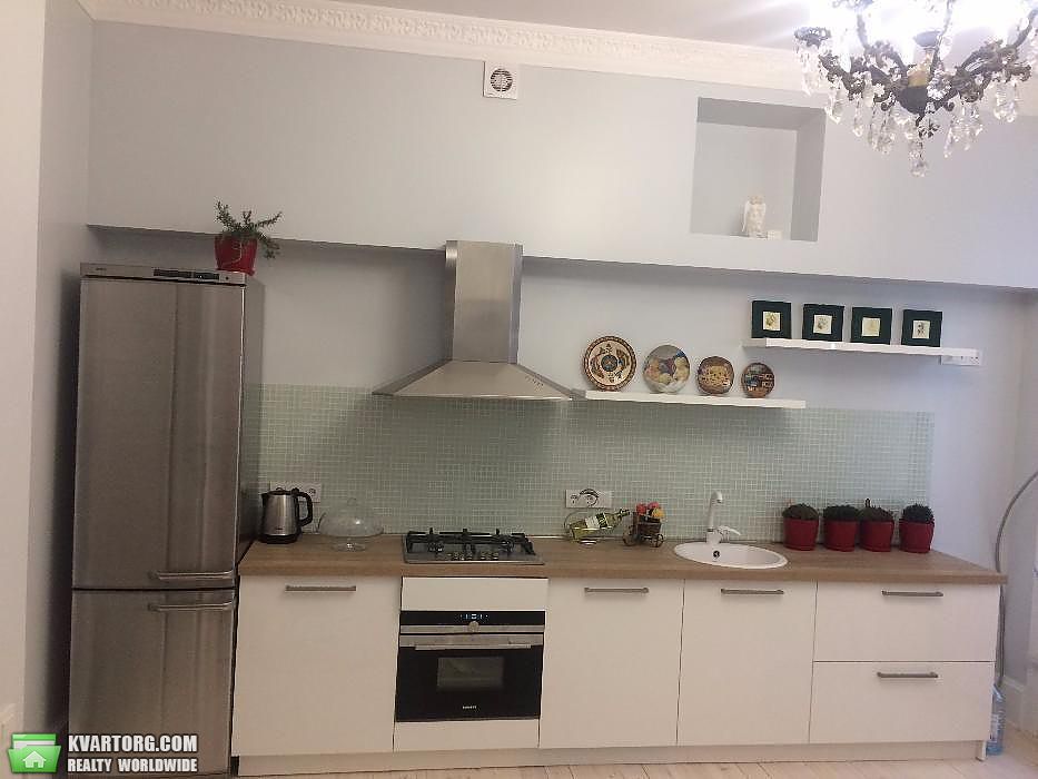 Rent out 2-room apartment. Киев,  Антоновича — photo 5