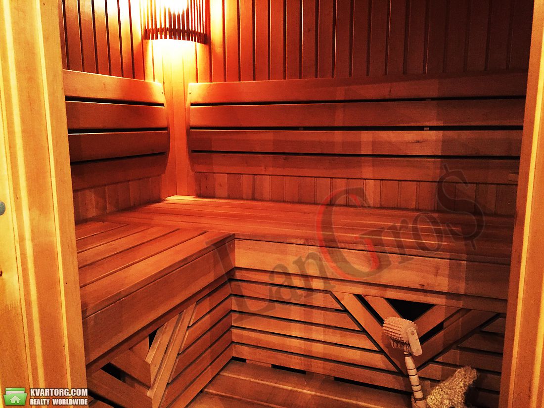 Rent out 3-room apartment. Киев,  Амосова — photo 5