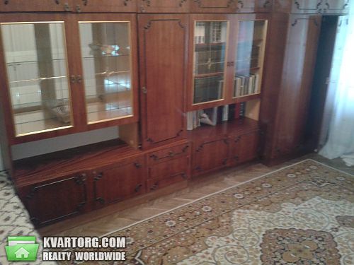 Rent out 1-room apartment. Киев, Дорогожицкая — photo 1