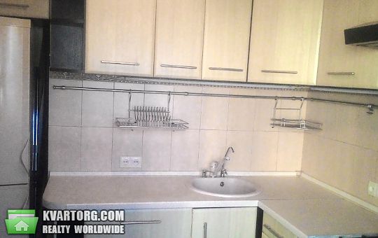 Rent out 1-room apartment. Киев, Тычины — photo 4