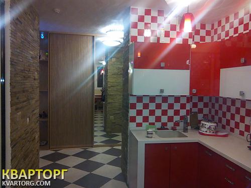 Rent out 3-room apartment. Киев,  Днепровская наб — photo 3