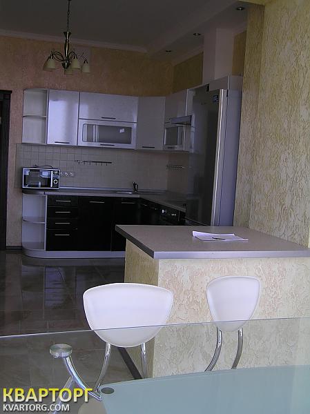 Rent out 3-room apartment. Киев,  Оболонская наб — photo 3