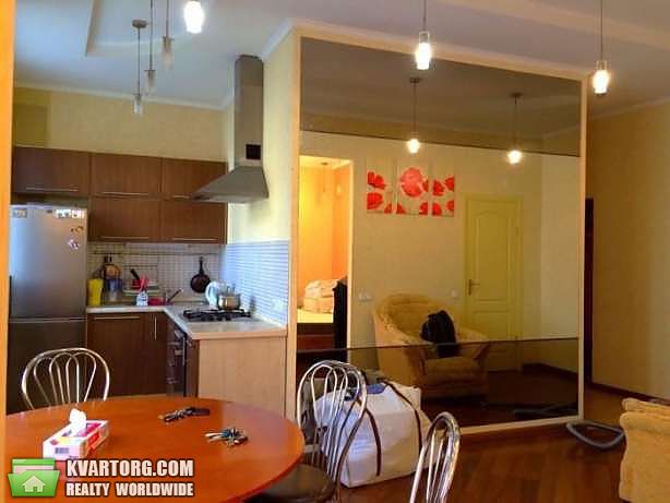 Rent out 1-room apartment. Киев,  Чапаева — photo 1