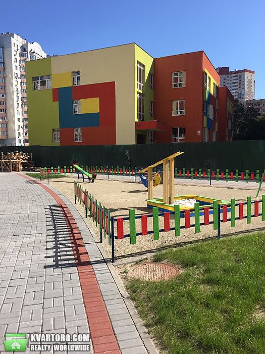 Sell 3-room apartment. Киев,  Ломоносова — photo 1