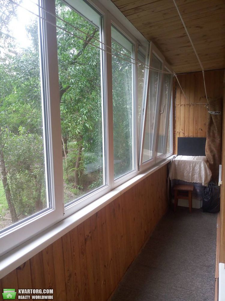 Rent out 2-room apartment. Киев,  Ромена Роллана бул — photo 5
