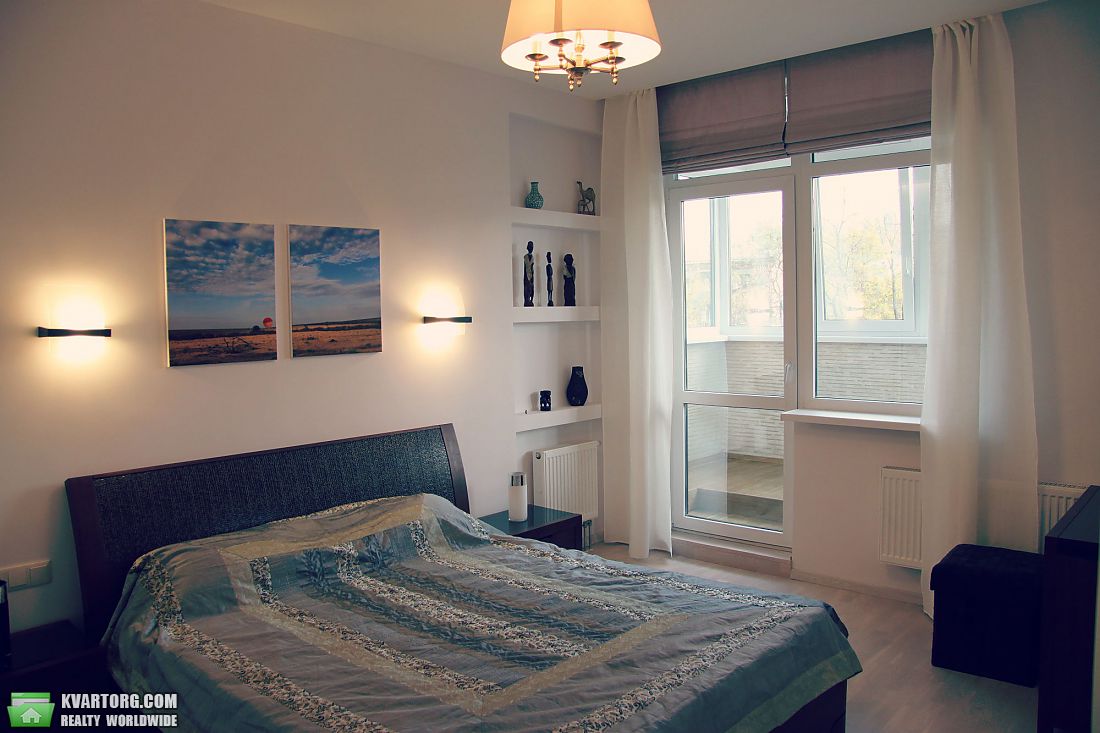 Rent out 1-room apartment. Киев, Драгомирова — photo 1