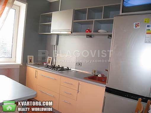 Rent out 2-room apartment. Киев,  Героев Днепра — photo 6