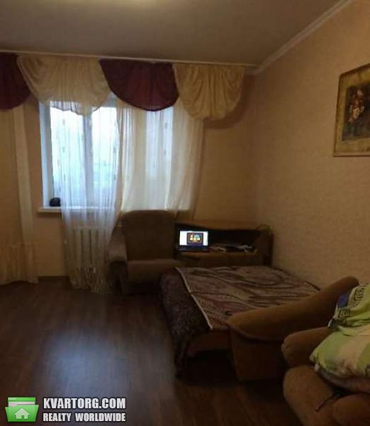 Sell 2-room apartment. Киев,  Срибнокильская — photo 3