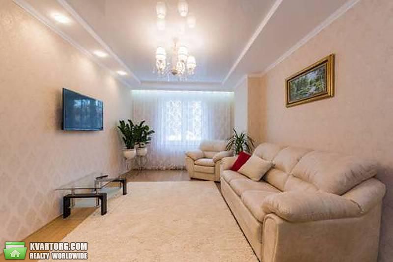 Rent out 2-room apartment. Киев,  Полтавская — photo 2