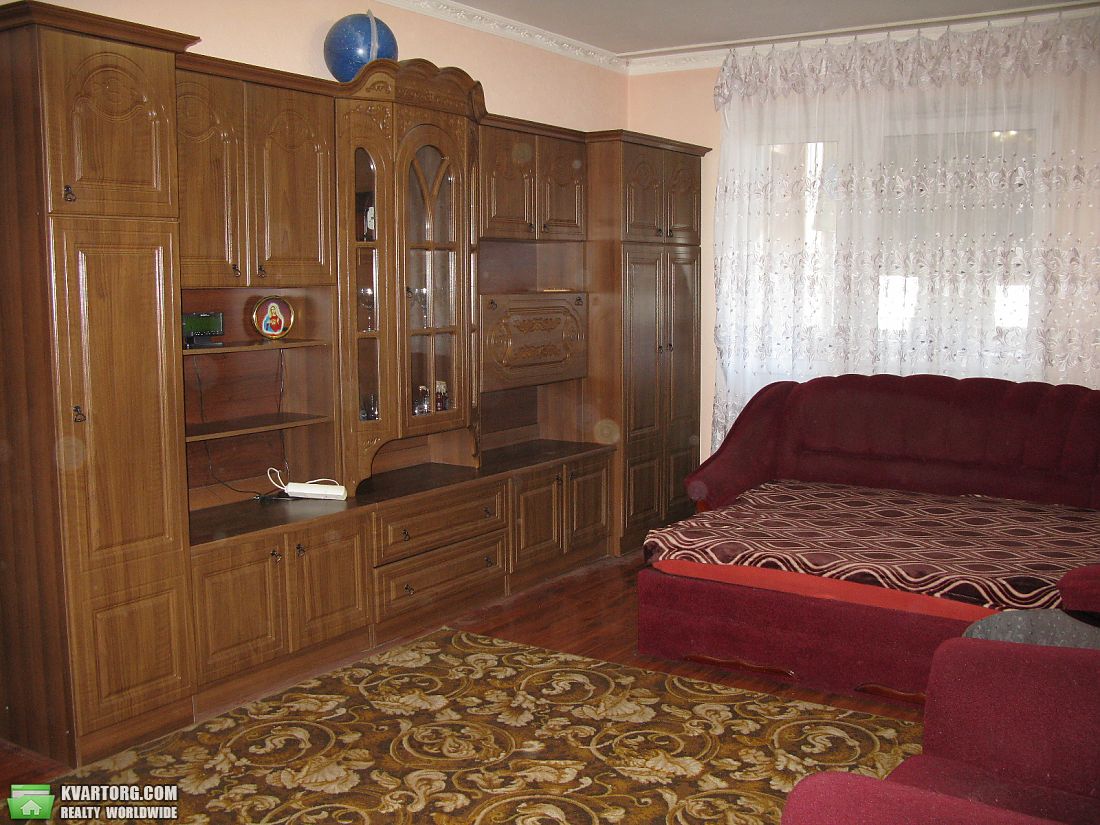 Rent out 2-room apartment. Киев, Саперно-Слободская — photo 3