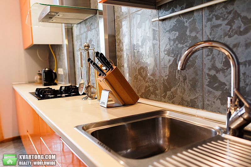 Rent out 4-room apartment. Киев,  Иванова — photo 6