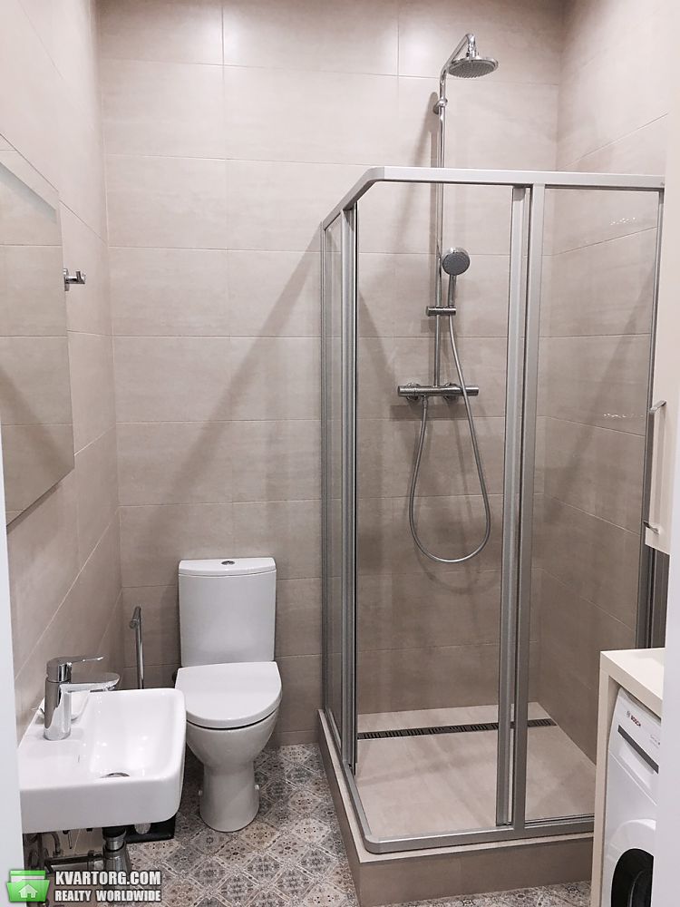 Rent out 2-room apartment. Киев,  Драгомирова — photo 9