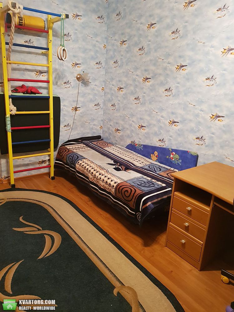 Rent out 2-room apartment. Киев,  Симиренко — photo 6