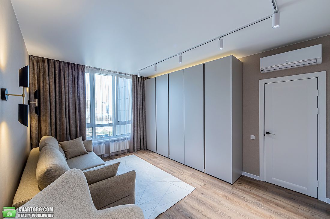 Sell 2-room apartment. Киев, Бойчука — photo 3