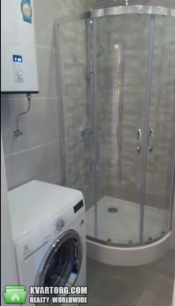 Rent out 2-room apartment. Киев,  Герцена — photo 7