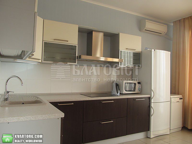Rent out 1-room apartment. Киев,  Жилянская — photo 5
