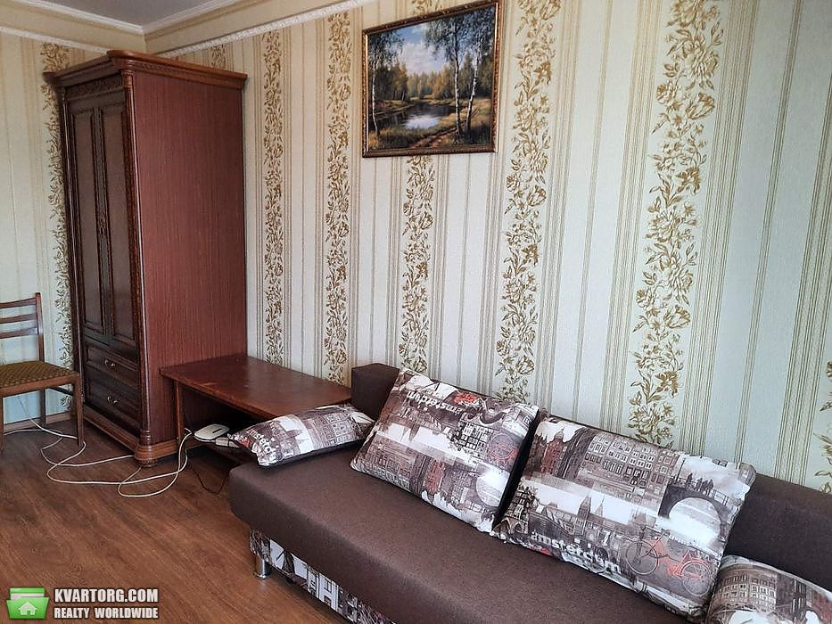 Rent out 3-room apartment. Киев,  Кондратюка — photo 7