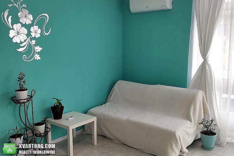 Rent out 2-room apartment. Киев,  Предславинская — photo 7