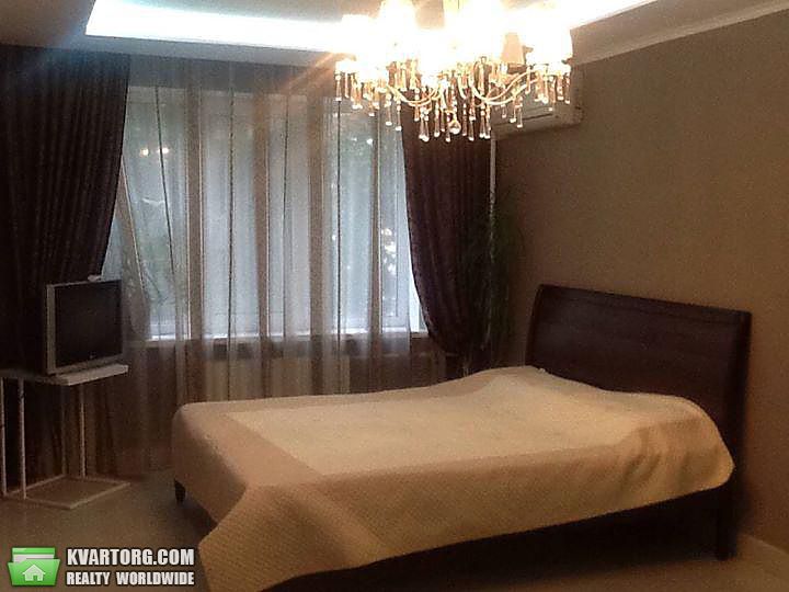Rent out 1-room apartment. Киев,  Васильковская — photo 1