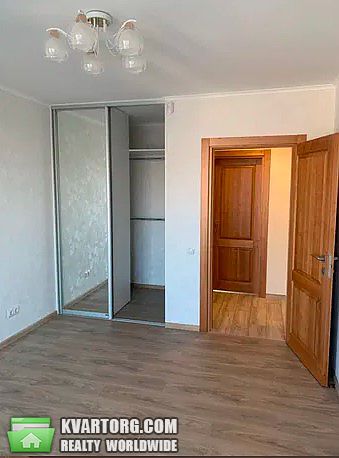 Rent out 3-room apartment. Киев, Полярная — photo 1