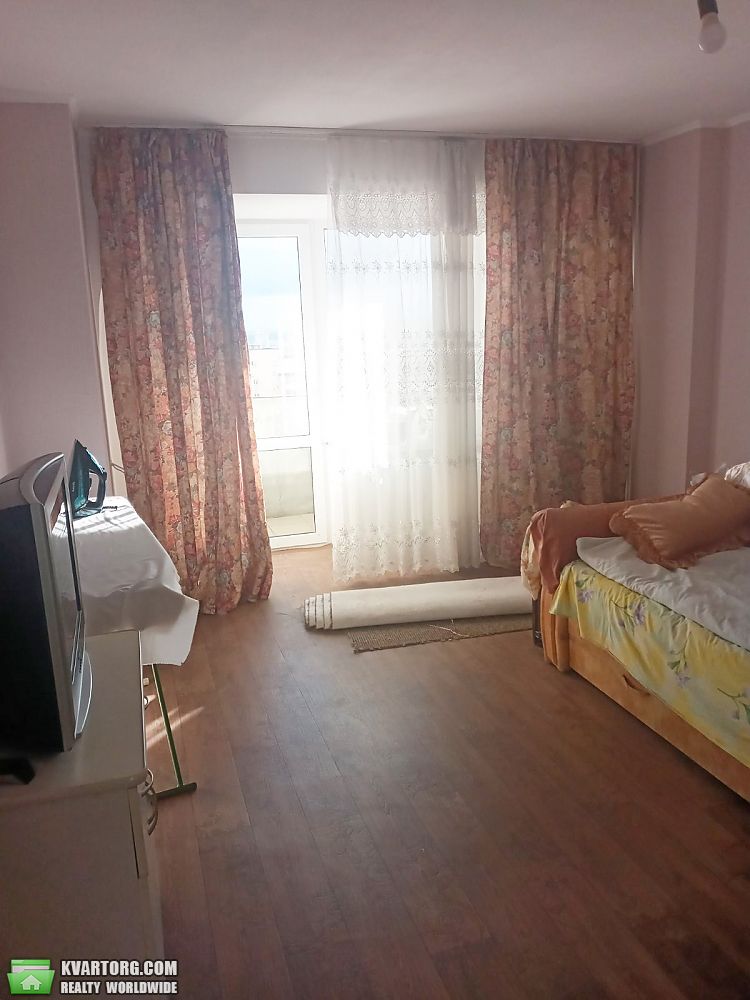 Sell 4-room apartment. Киев, Олевская — photo 8