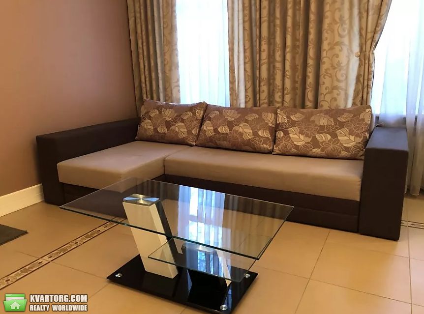Rent out 3-room apartment. Киев, .М.Грушевского — photo 9