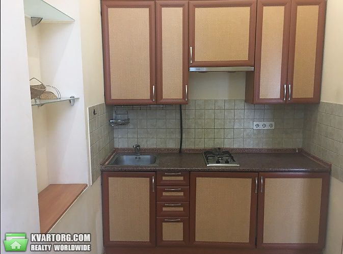 Sell 3-room apartment. Киев,  Большая Житомирская — photo 4