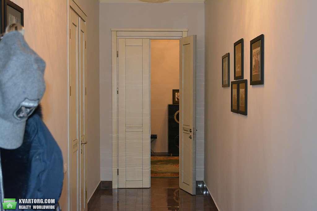 Rent out 4-room apartment. Киев,  Институтская — photo 7