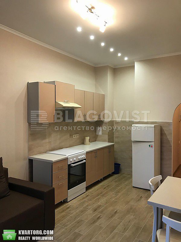 Rent out 1-room apartment. Киев, кристеров родини — photo 5