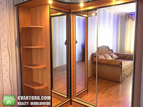 Rent out 2-room apartment. Киев,  Чавдар — photo 4
