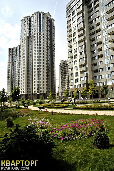 Sell 2-room apartment. Киев,  Драгомирова — photo 1