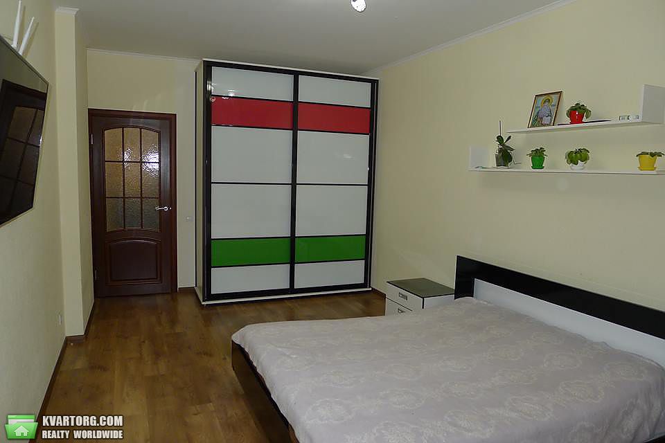 Sell 2-room apartment. Киев,  Воскресенская — photo 1