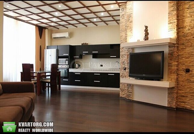 Rent out 2-room apartment. Киев,  Жилянская — photo 3