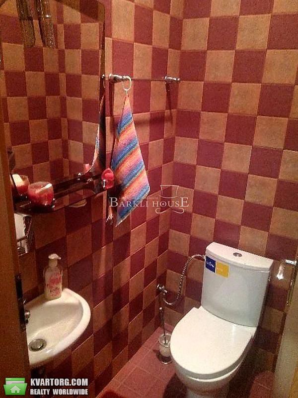 Rent out 3-room apartment. Киев,  Спасская — photo 6