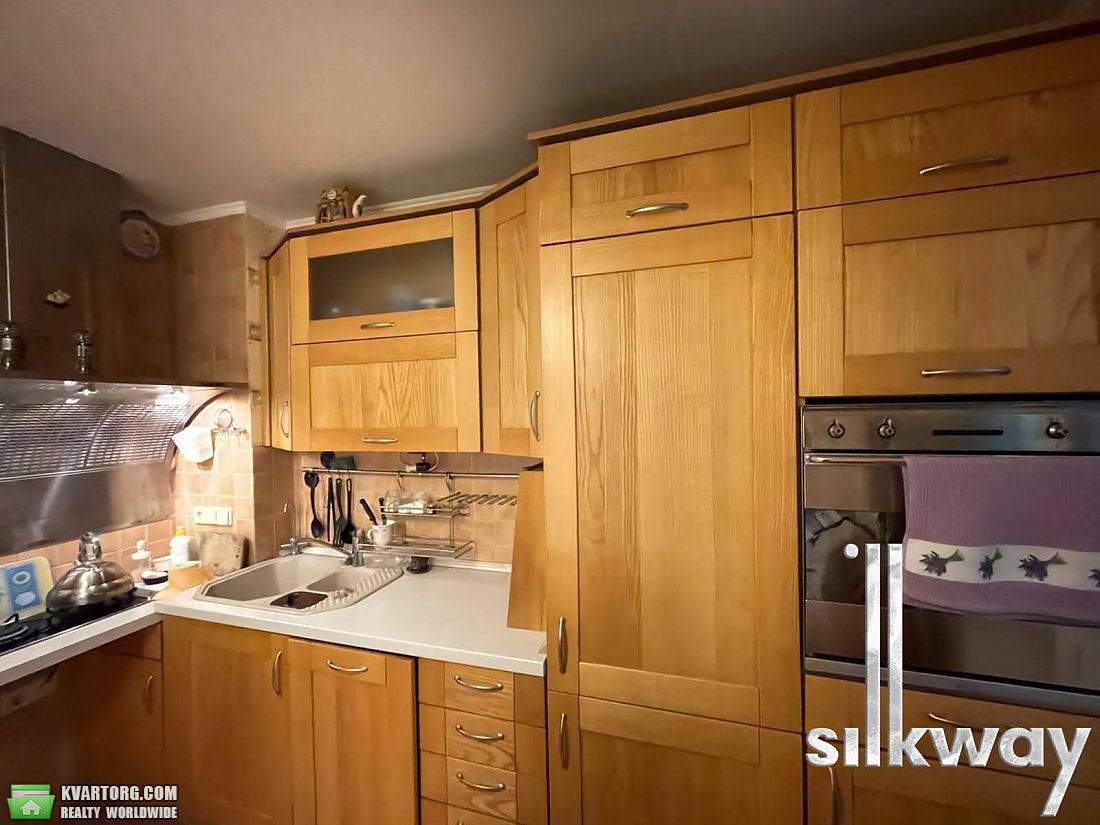 Rent out 3-room apartment. Киев,  Бехтеревский пер — photo 1