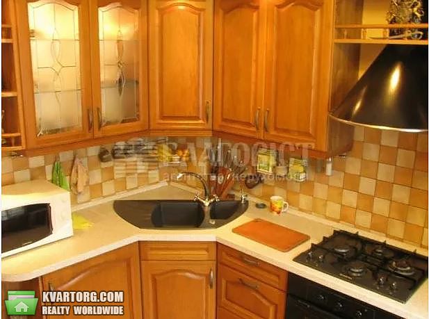 Rent out 3-room apartment. Киев,  Мельникова — photo 6