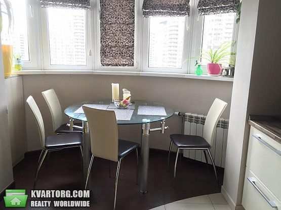 Sell 2-room apartment. Киев,  Урловская — photo 1