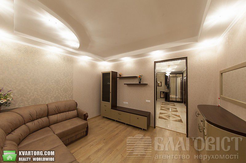 Sell 2-room apartment. Киев,  Ломоносова — photo 3