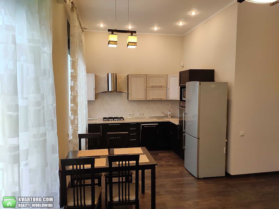 Rent out 2-room apartment. Киев,  Большая Житомирская — photo 8