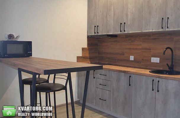 Rent out 1-room apartment. Киев,  Теремковская — photo 1