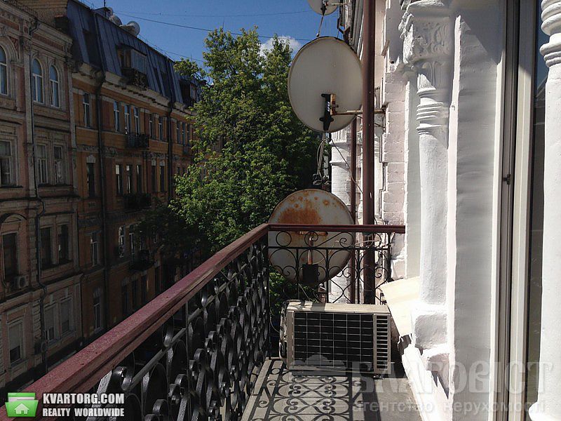Sell 3-room apartment. Киев,  Рейтарская — photo 10