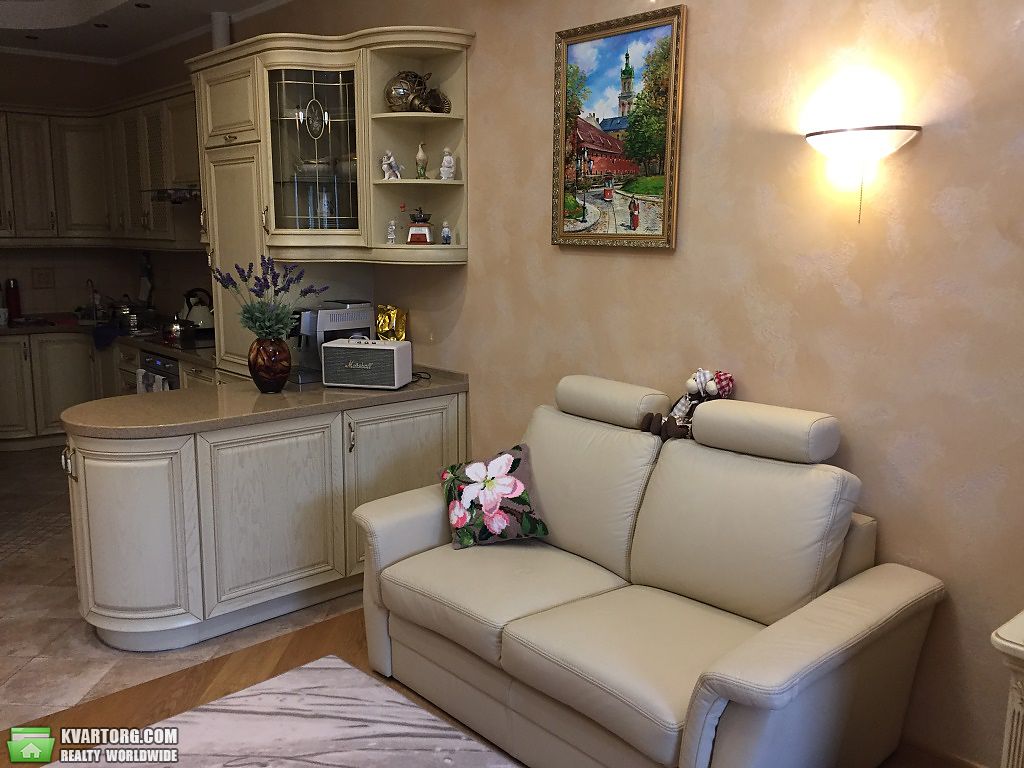 Sell 2-room apartment. Киев,  Щорса — photo 4