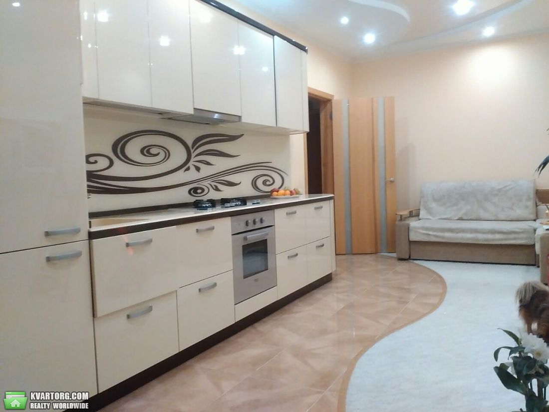 Sell 1-room apartment. Киев,  Большая Окружная — photo 1