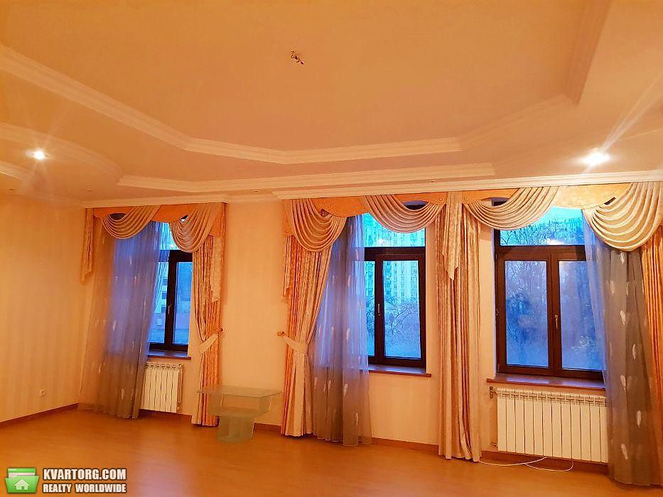 Sell 4-room apartment. Киев,  Богдана Хмельницкого — photo 8